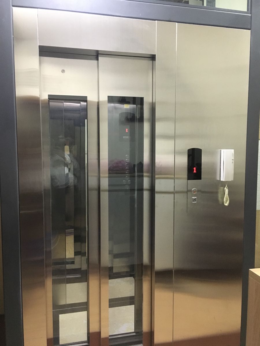 Thang Máy Home Lift 300 Kg Không Hố Pit